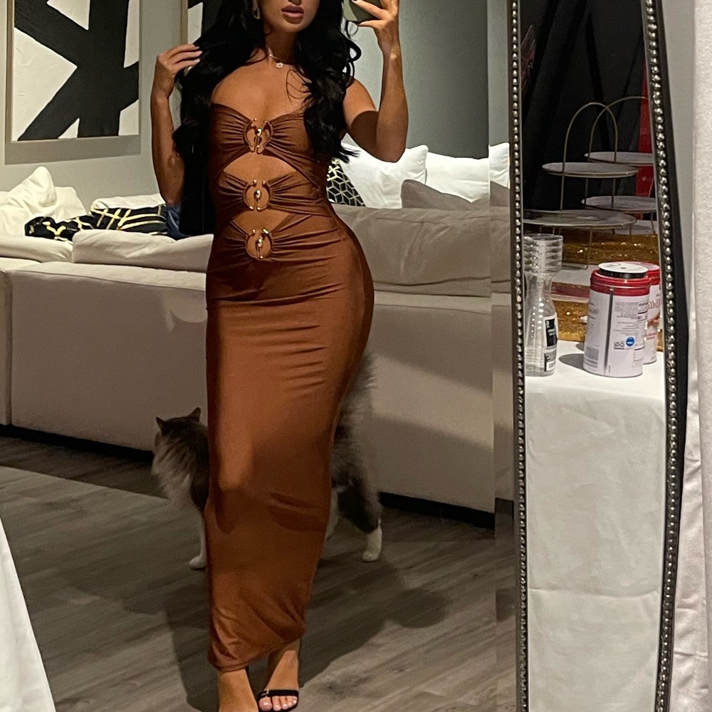 Fashion nova cutout maxi dress